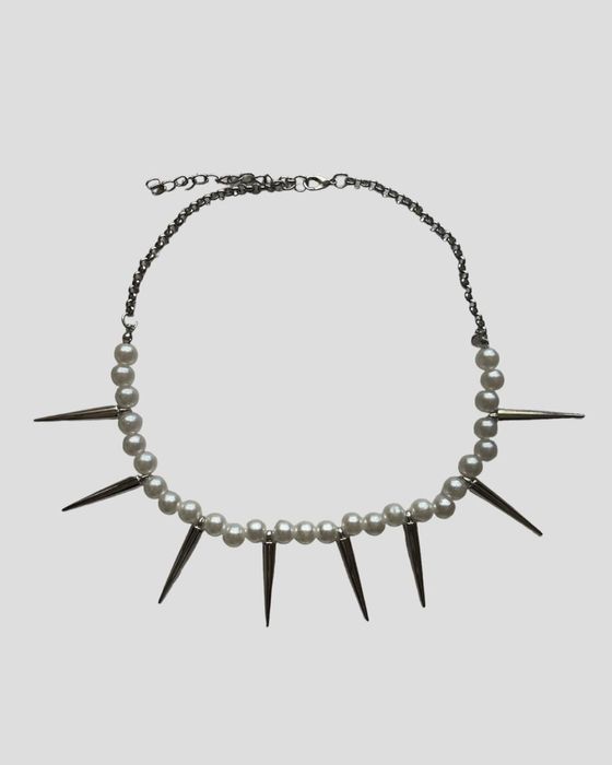 Намисто з шипами