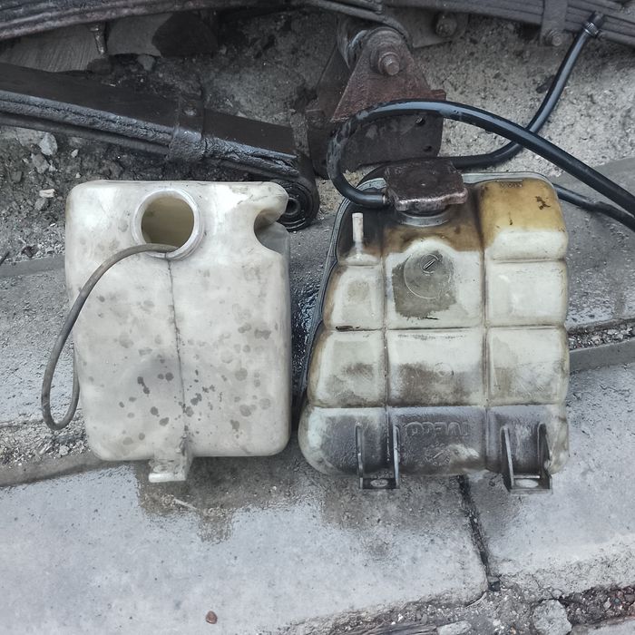 Продам руль бачок омивательний і розшерітельний