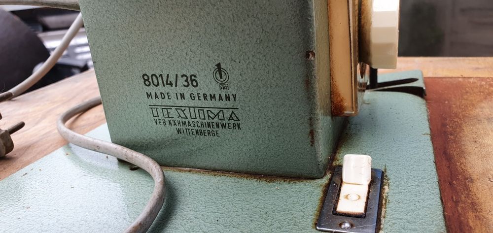 Продам швейную машину TEXTIMA германия