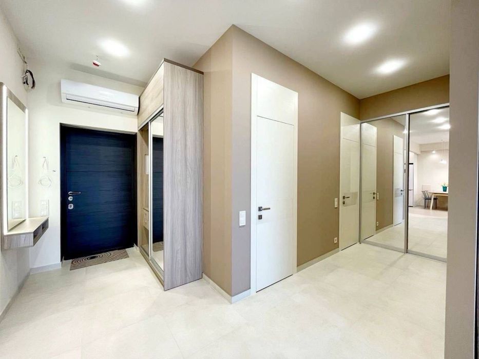 Сдам 3 ком квартру ЖК Женева. Центр. Газовое отопление.