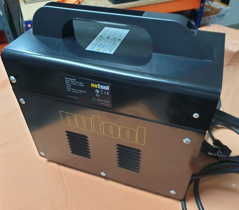Máquina de soldar fio NUTOOL MIG 90A RSN105FWR

Como nova

160