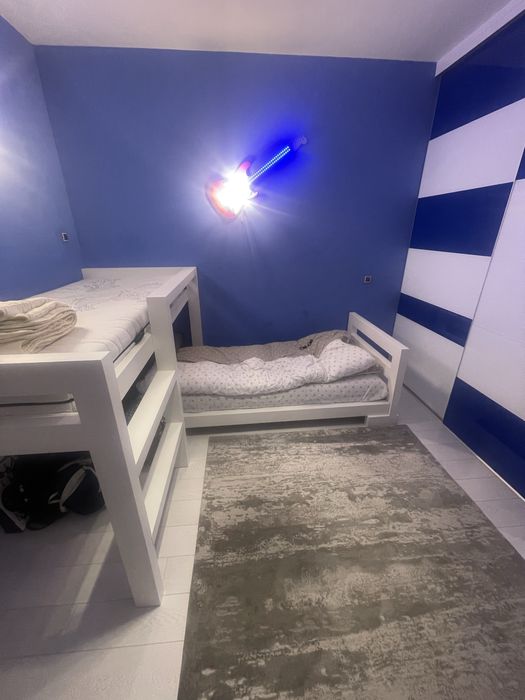 Продам кровати для спальни одноместные