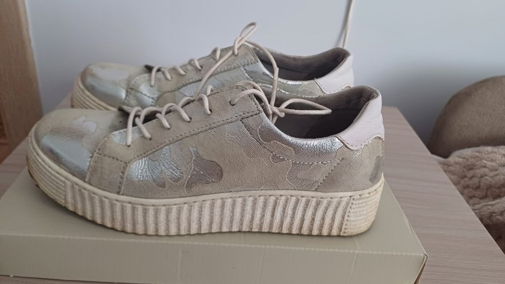 Skórzane buty Lasocki, rozmiar 37