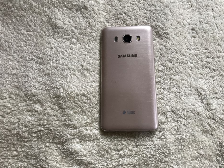 Samsung J5, SM-J510. 2/16GB, 5.2 дюйма. В идеале !