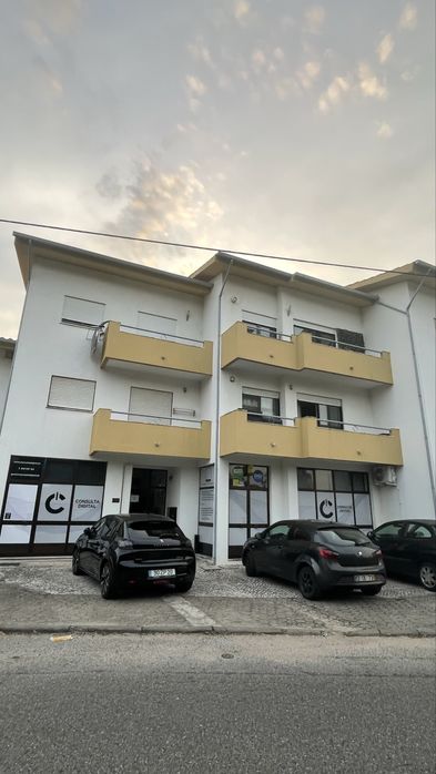 Apartamento T2 - São Martinho do Bispo