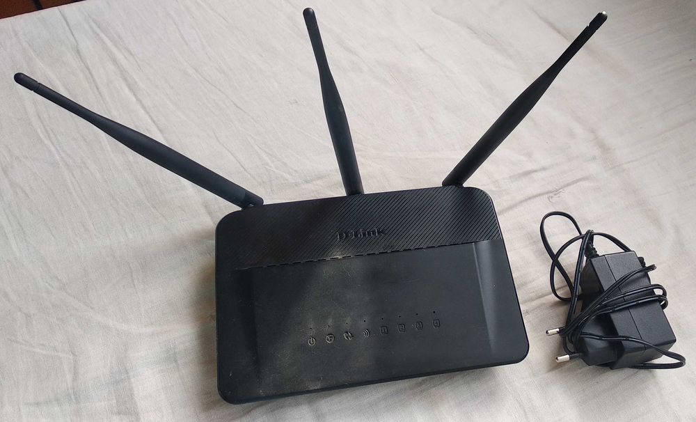 Роутер d-link.        .