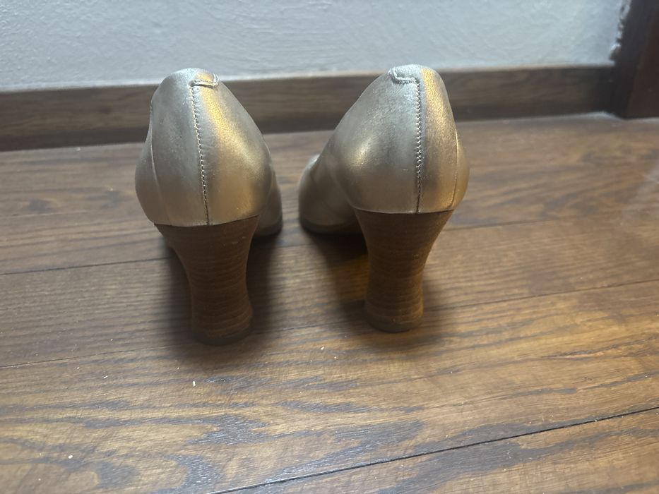 Złote buty Clarks 39 , 5 i 1/2 softwear