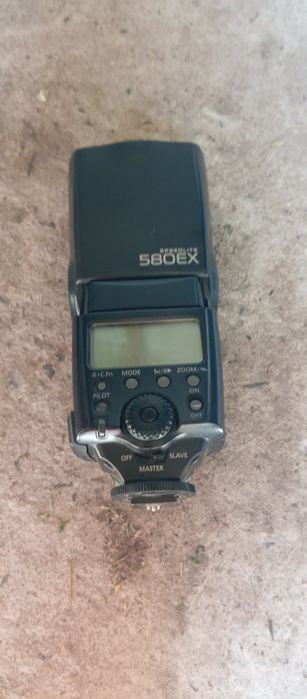 Canon Speedlite 580EX — професійний зовнішній спалах для Canon EOS