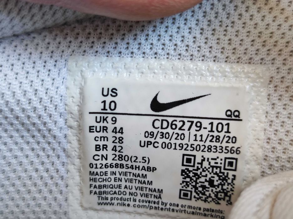 - Nike Sb Charge Canvas - Trampki r. 44