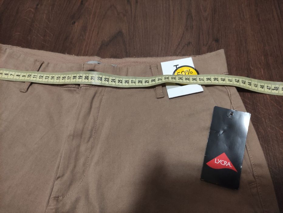 Шорти чинос нові lycra р.30 S-M пояс 80cm
