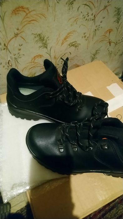 Черевики чоловічі