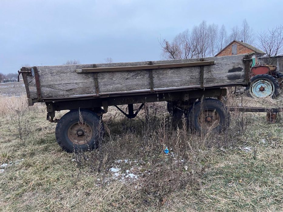 Трактор ЮМЗ 6 +причіп до нього