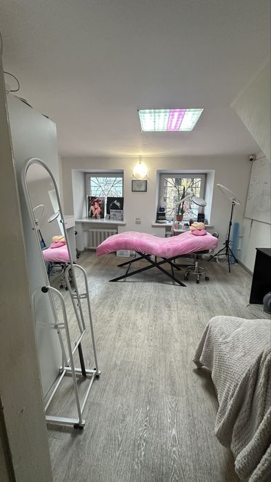 Курси Лешиейкер з нуля. Нарощування вій метро Вокзальна. Нова робота