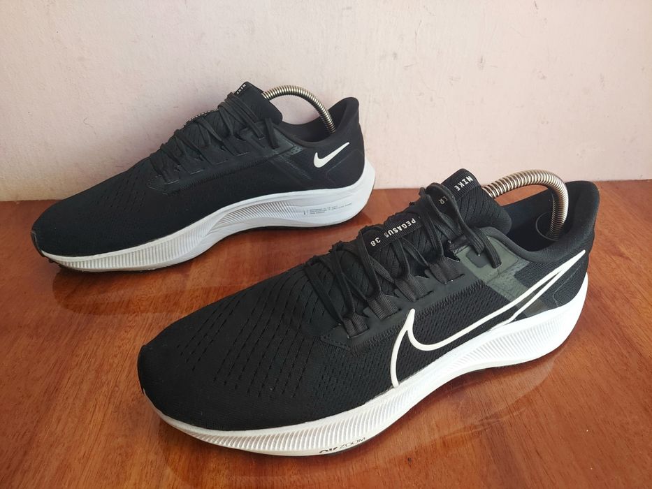 Кроссовки бігові Nike Air Zoom Pegasus 38 оригінал 


Розмір по бірці: