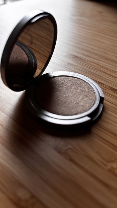 Rozswietlacz mary lou manizer the balm