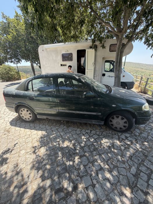 Opel Astra para arranjar ou para peças