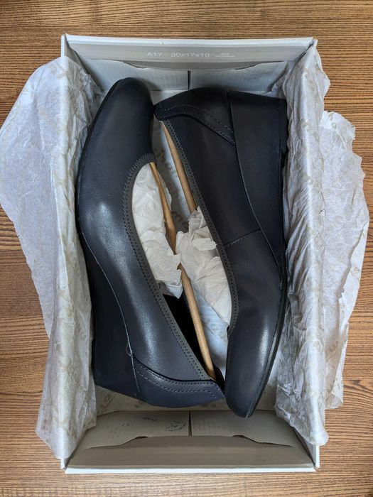 Шкіряні жіночі туфлі Tamaris