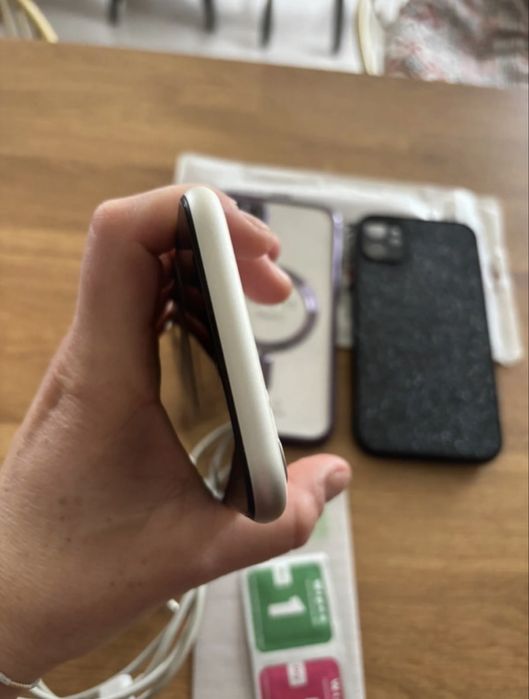 iPhone 11 - 64 gb - Em Excelente Estado!