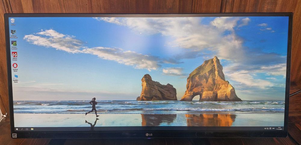 Монітор "34" LG 34UM67-P / IPS