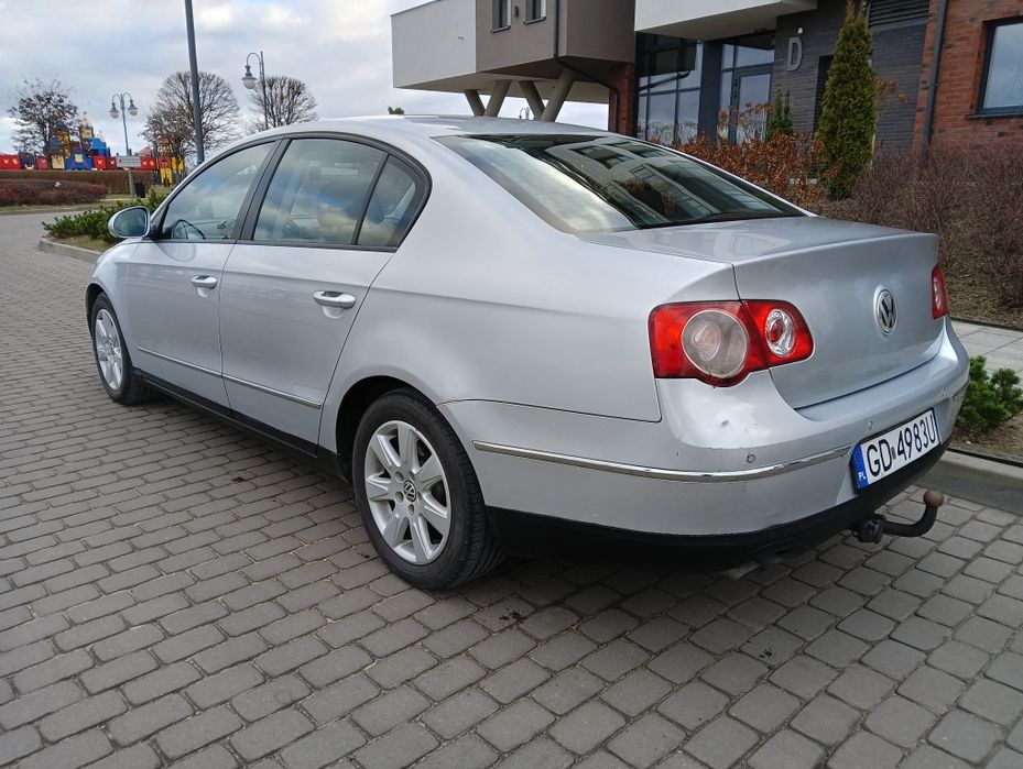 VW Passat B6 Sedan 2.0 TDI Climatronic Hak ISOFIX Tempomat