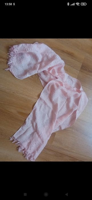 Szal jasnoróżowy jedwabny