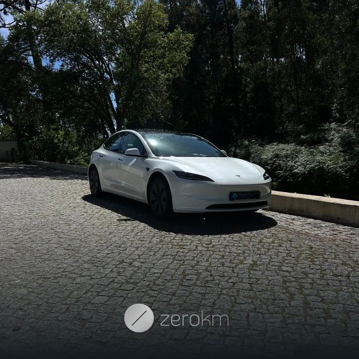 Tesla Model 3 Standard Range Plus RWD
