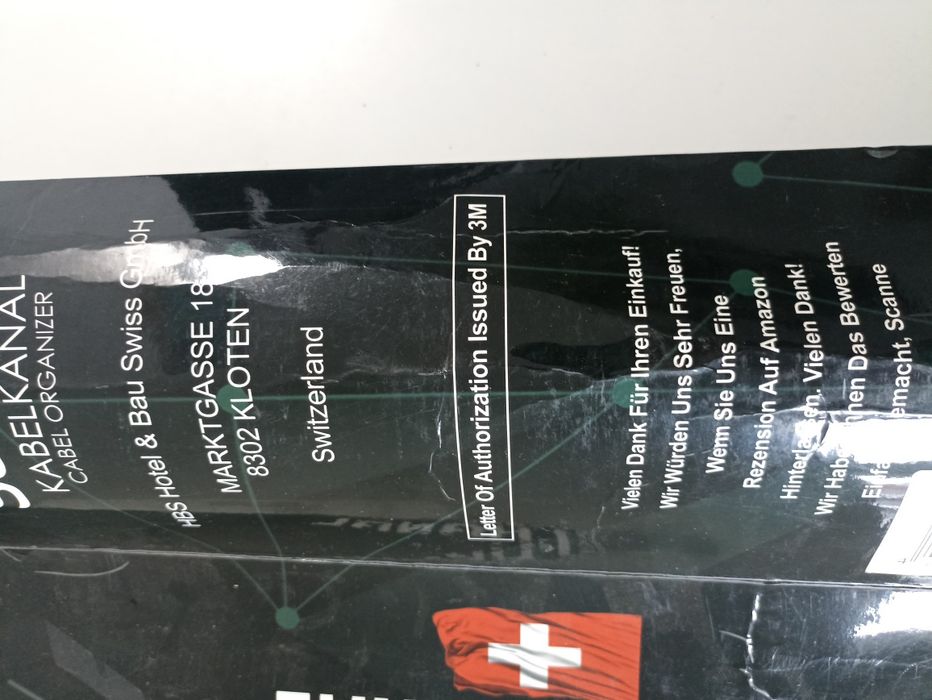 Organizator, kanał  kabli na biurku. Najtaniej