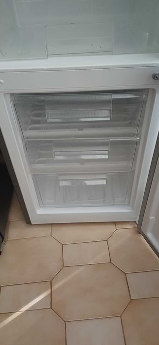 Frigorífico combinado jocel