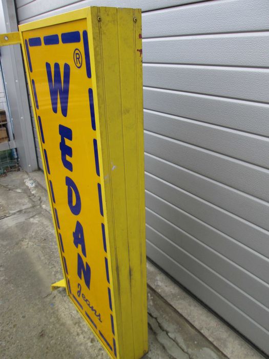 Świecący Neon Kasetowy Platfon Reklama