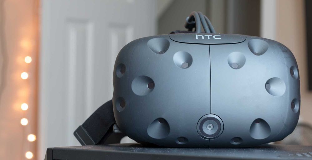 гарнітури HTC VIVE, HTC Vive Cosmos Elite, Базові станції HTC-v1 контроллери HTC