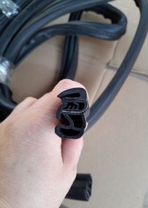 Уплотнитель проёма двери ВАЗ 1117, 2123,2170, Опель