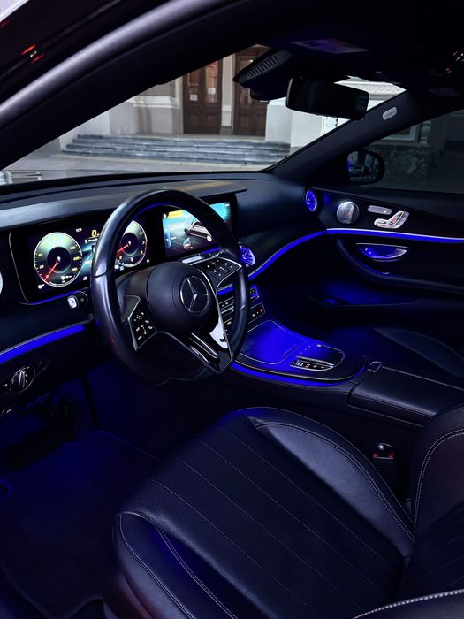 Mercedes-Benz E350 2022