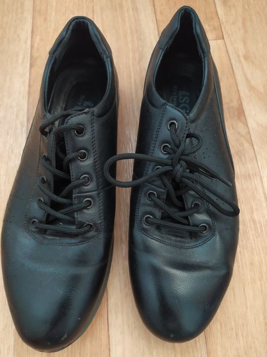 Продам туфли 43 размера