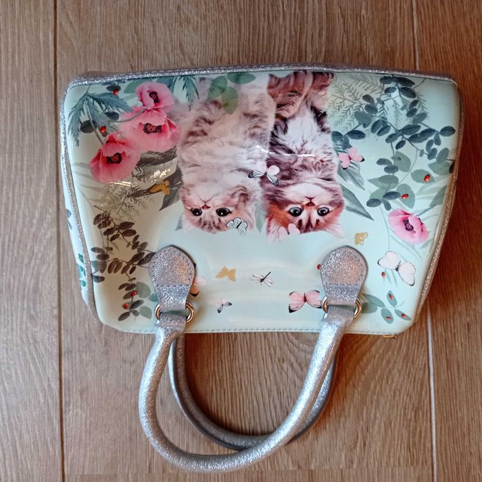H&M Lakierowana torebka Kuferek Koty Dziewczynka nadruk zwierzątka