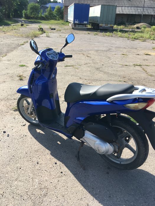 Продам Honda SH150