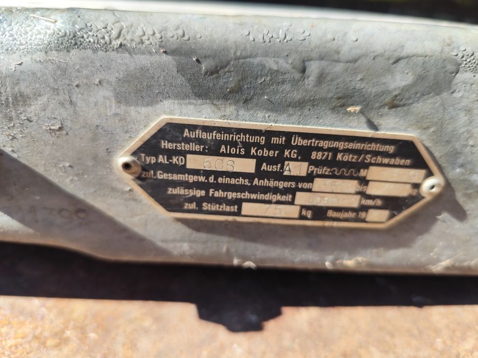 Reboque/atrelado robusto