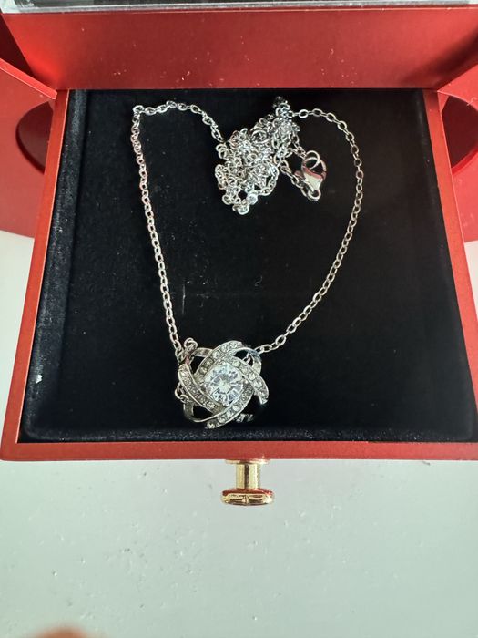 Silver Thread with Rose!64176766867202122