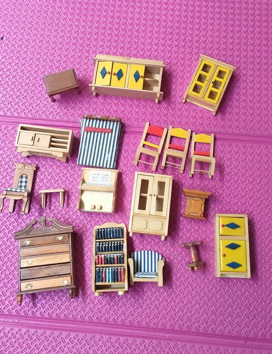 Mobília para casas de brincar