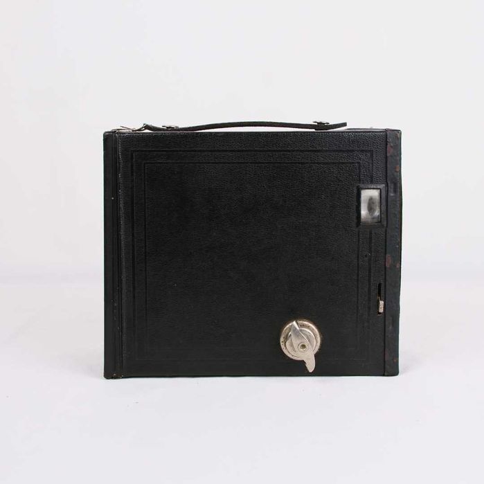 Máquina fotográfica Kodak Nº2A Brownie Model C