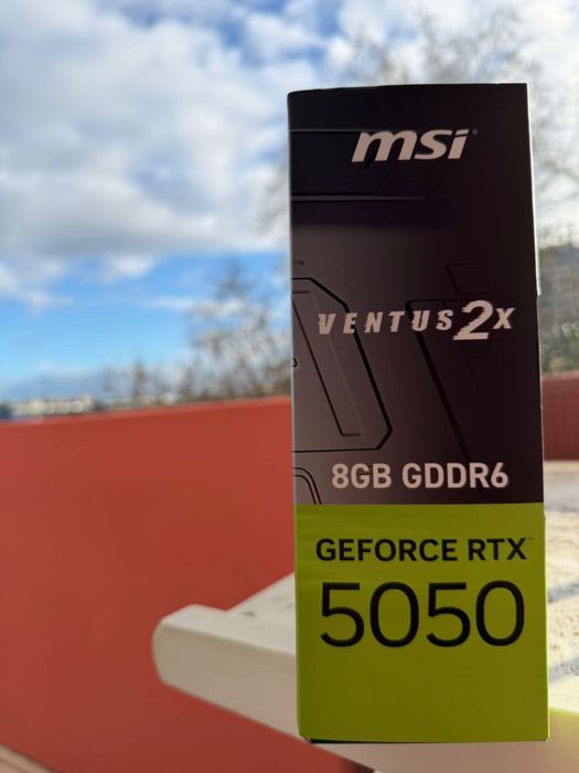 MSI RTX 5050 * C/Garantia *