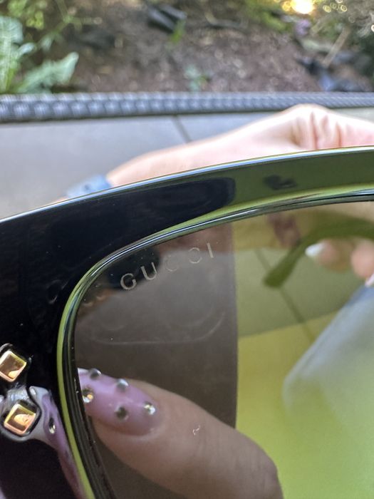 Olkulary Elegancja z włoskim charakterem – Gucci na lato i nie tylko!