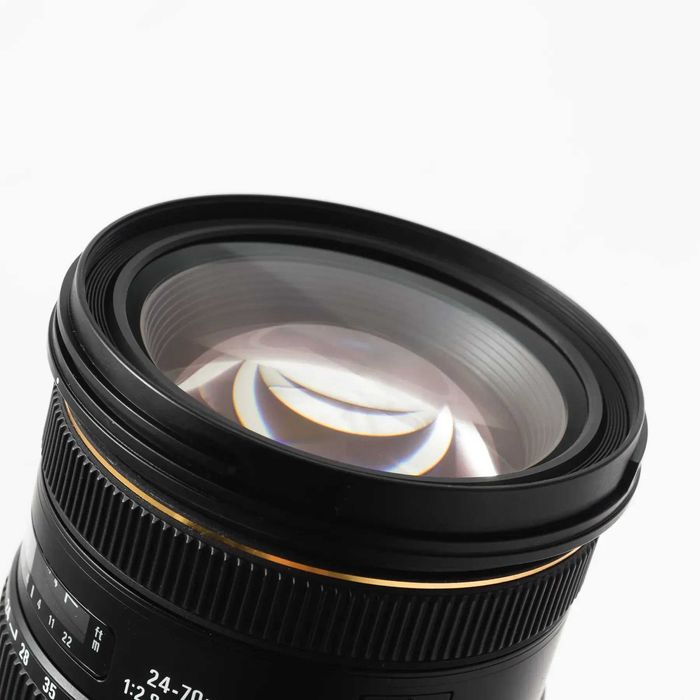 Об’єктив Sigma AF 24–70mm f/2.8 EX DG HSM для Nikon