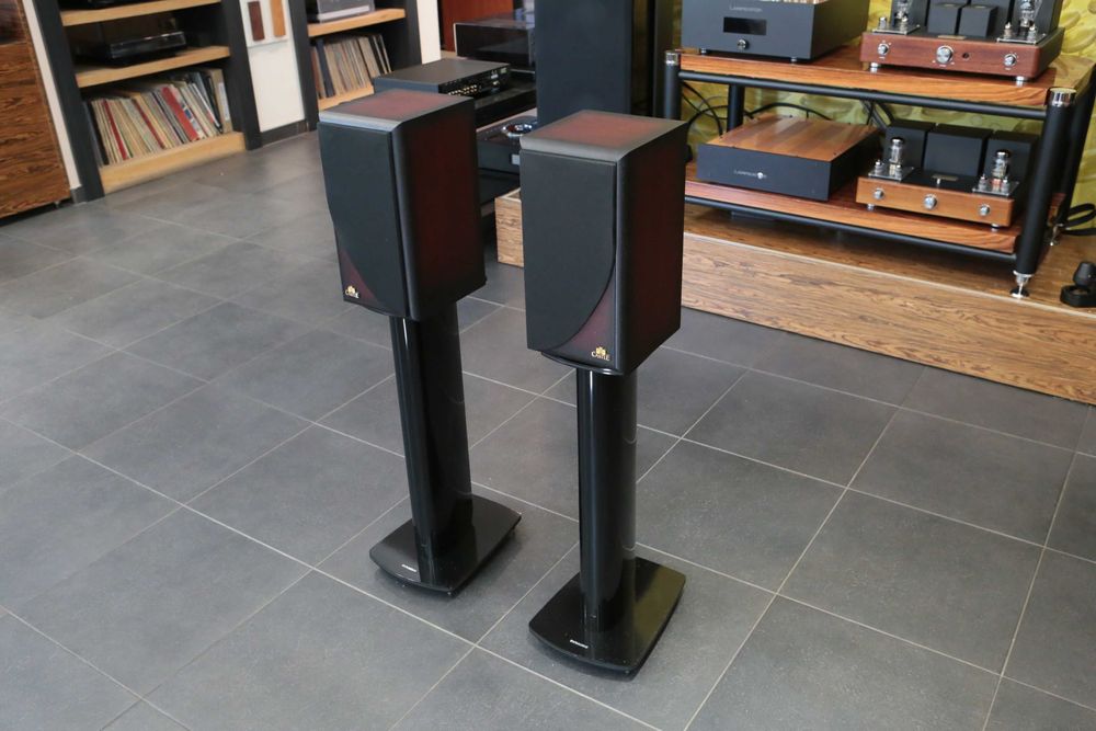 Castle Durham 3 głośniki podstawkowe