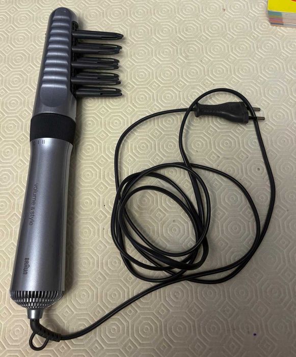Secador de cabelo Braun Volume & Style + acessórios + estojo