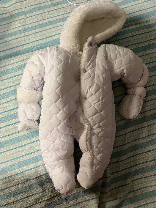 Комбінезон утеплений 56/62  новий !