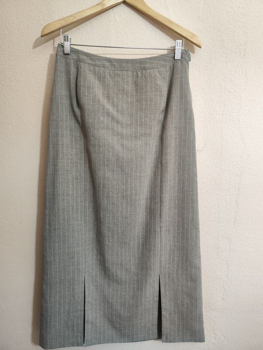 Fato saia, às riscas de Senhora