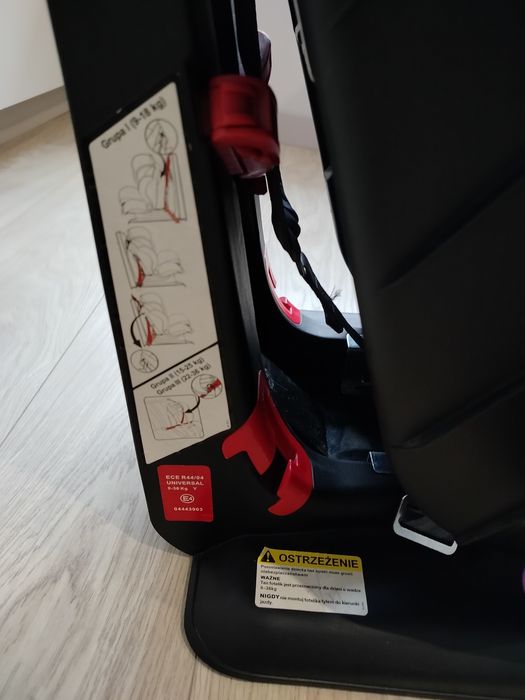 Fotelik samochodowy 9-36 kg