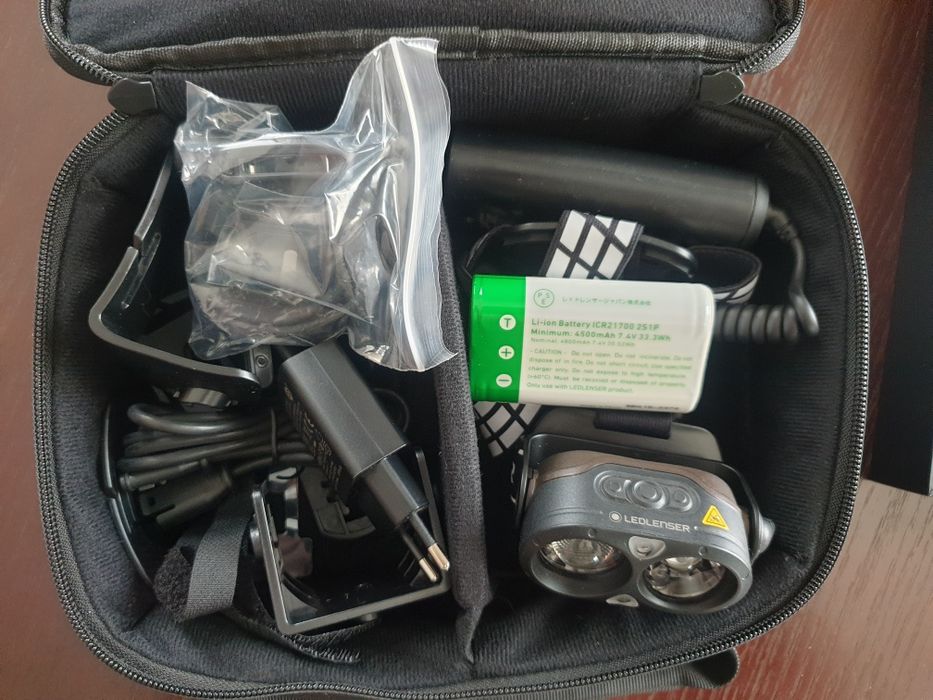 LEDLENSER H19R Signature  Bluetooth 4000 lm sterowana pilotem latarka czołowa