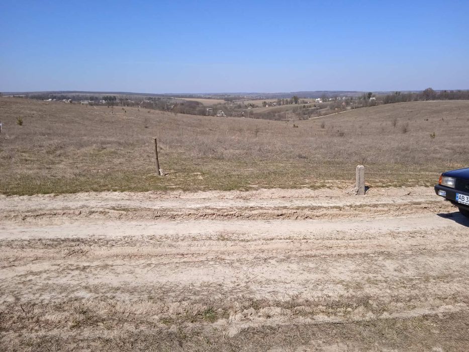 Продам приватизовану земельну ділянку 8 сот.