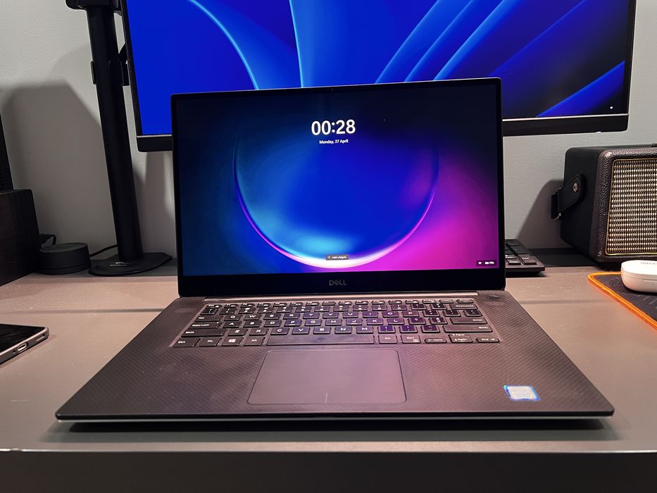 Dell XPS 15 7590 (2019) 4K Touch | GTX 1650